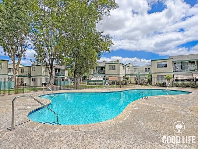 Building Photo - SD: Bright 2BD/2BA Corner Unit Condo in Escondido with Reserved Parking, Quartz Kitchen & Private...