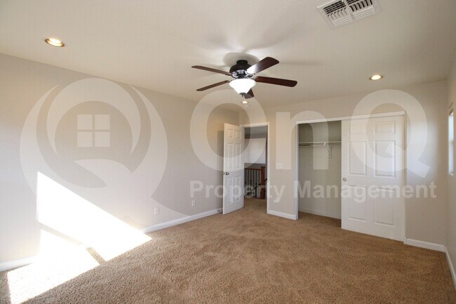 Building Photo - 22310 E Creekside Ct