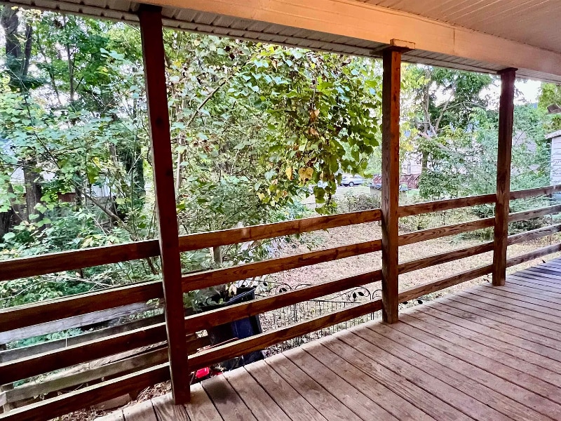 Building Photo - 511 Bowling St