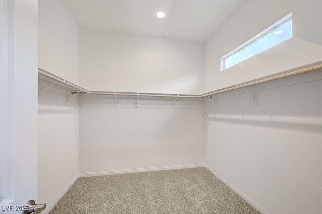 Building Photo - 555 Jerry Bird Ct