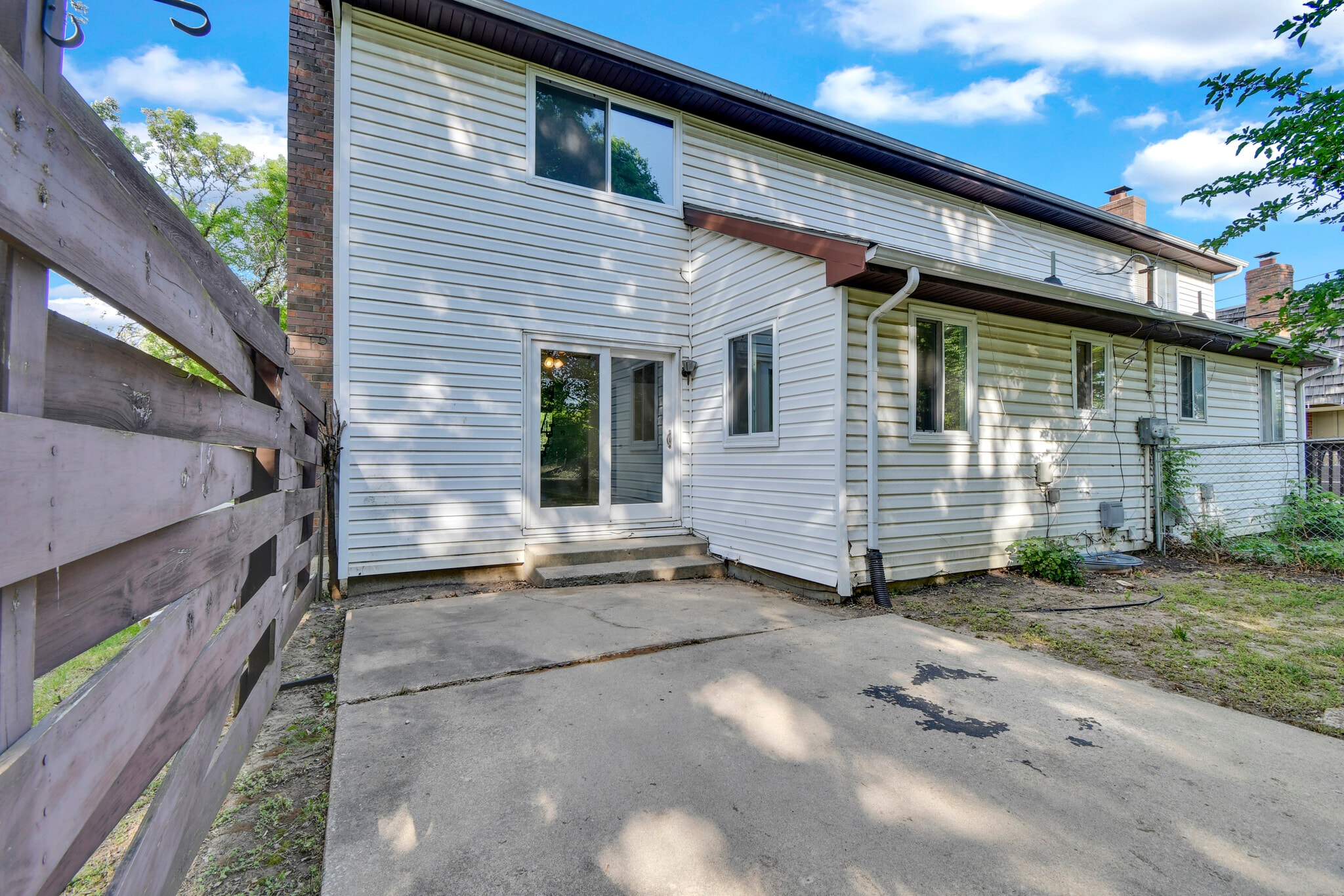 Building Photo - 3702 NE 69th St