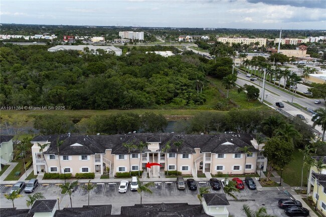 Building Photo - 2741 NE 4th St