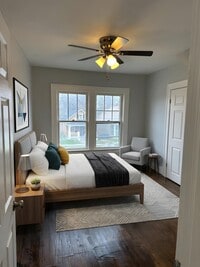 Building Photo - 819 W 18th St