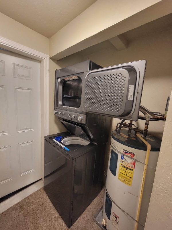 Building Photo - 2364 Howard Ave