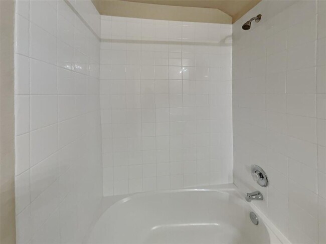 Building Photo - 451 Cibolo Creek Dr