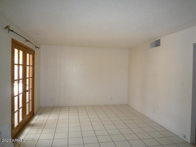 Building Photo - 1815 N Daffodil St