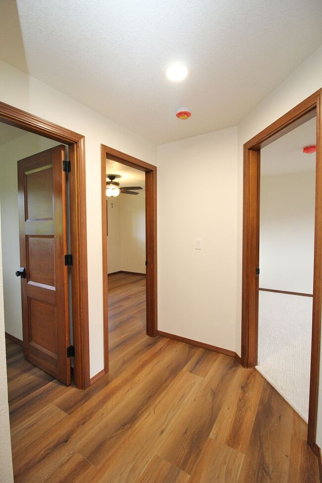 Building Photo - 2890 SW 89th Ave