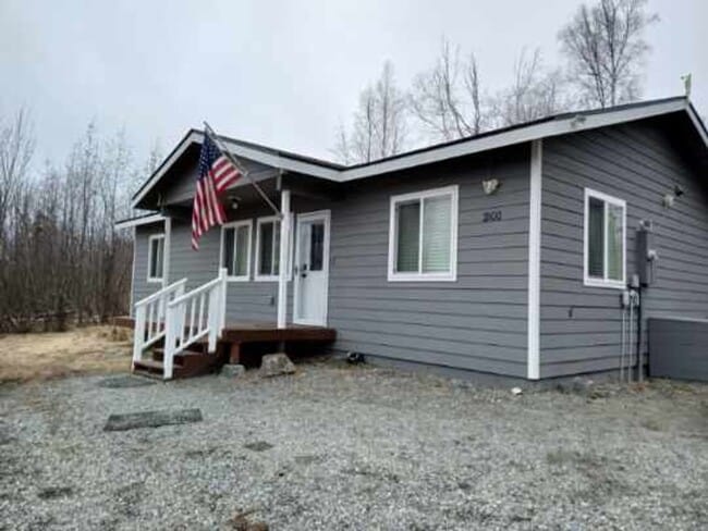 Building Photo - Three bedroom two bath home