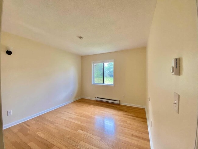 Building Photo - 59 Hudson Heights Dr