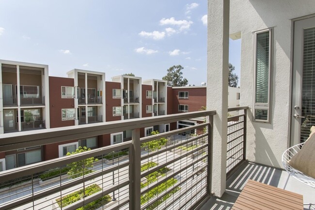 Building Photo - Residences at Westgate