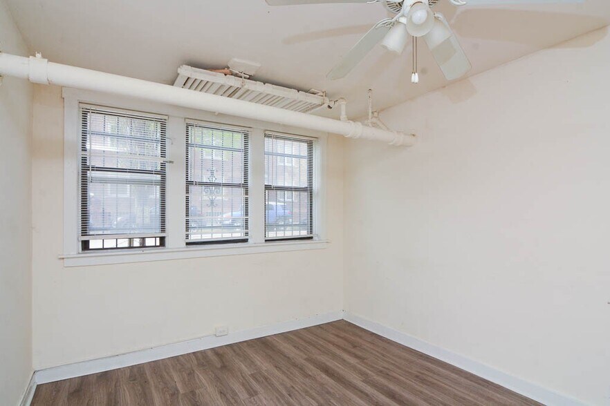 Building Photo - 1532 N Kedzie Ave