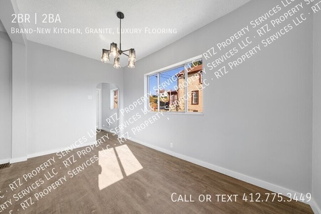 Building Photo - 705 Burbridge St