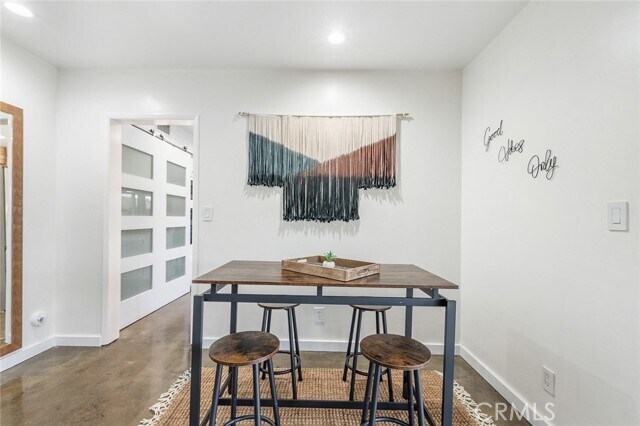 Building Photo - 22349 Vanowen St