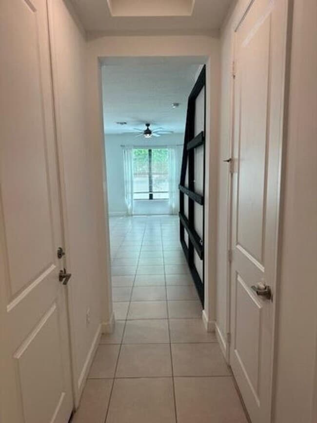 Building Photo - 4504 Hartwell Ln