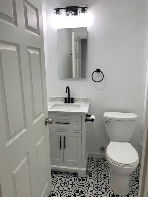 Building Photo - 1260 N Detroit St