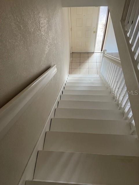 Building Photo - 3151 S Pines Dr