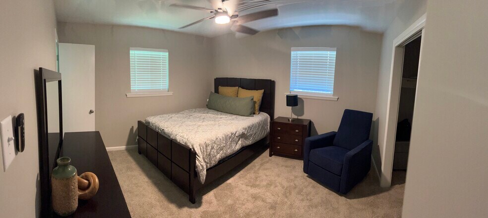 Building Photo - 37 Glenmere Dr