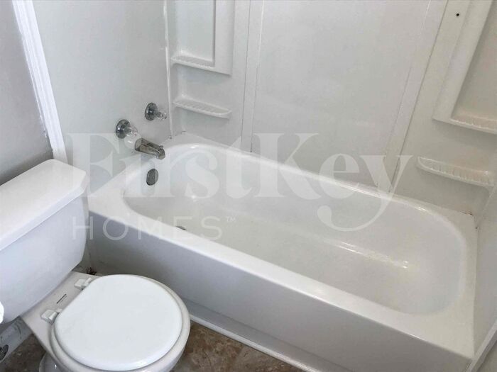 Building Photo - 5438 Winslow Crossing N