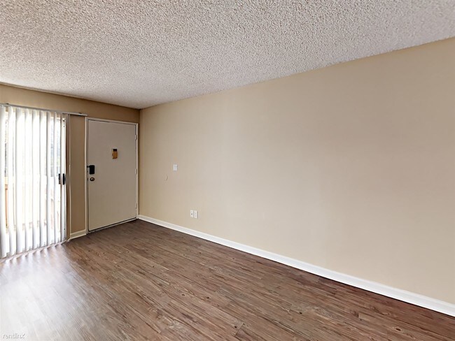 Building Photo - 2407 Adams Ave