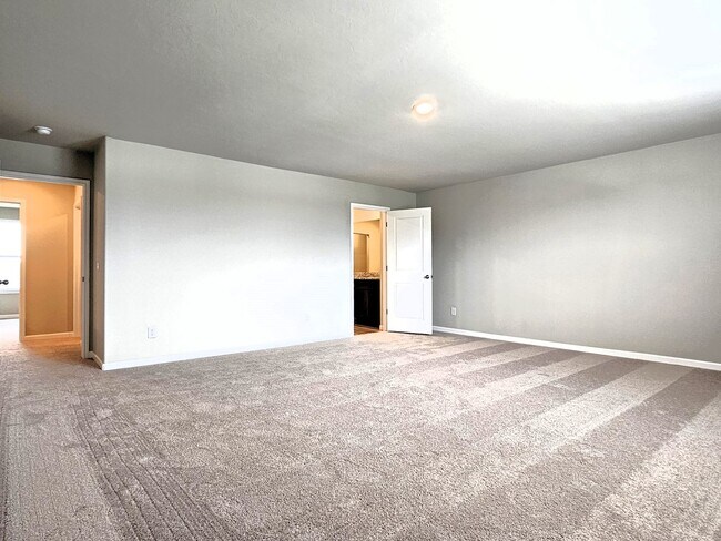 Building Photo - 1708 Amaranth Ln