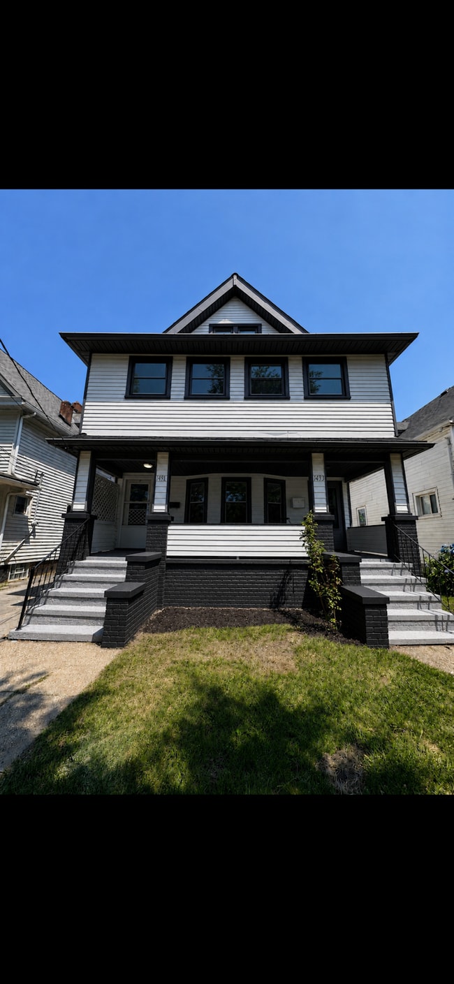 Building Photo - 1491 W 114th St