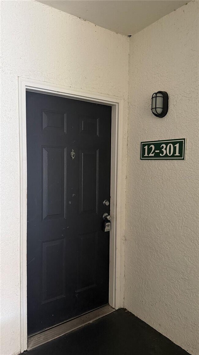 Building Photo - 2537 Maitland Crossing Way