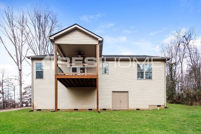 Building Photo - 69 Lyle Dr