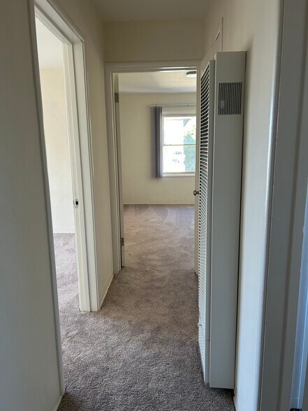 Building Photo - 1729 Ward St