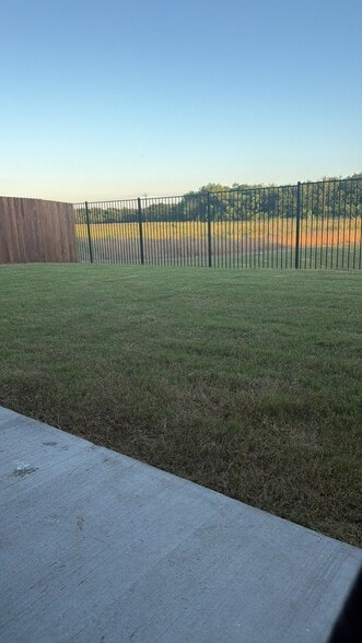Building Photo - 3419 Copperwood Dr