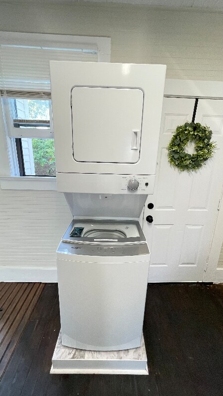 Building Photo - 808 Gordon St