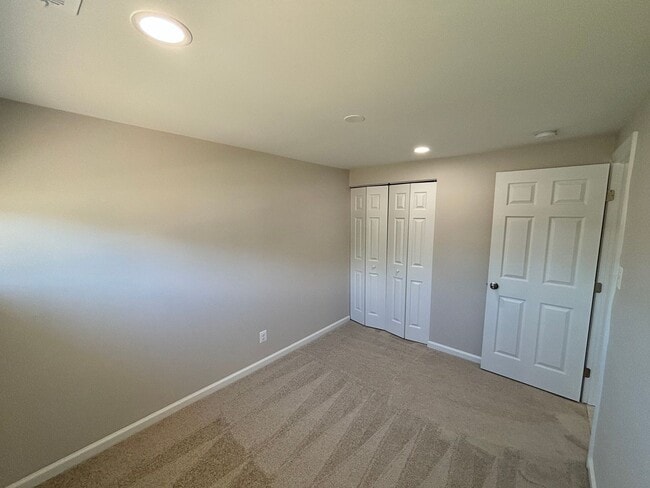 Building Photo - Single Family Home in Glen Burnie