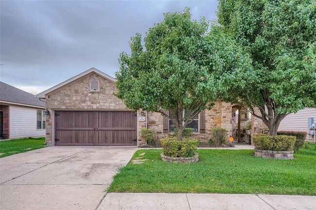 Primary Photo - 1639 Bayland St