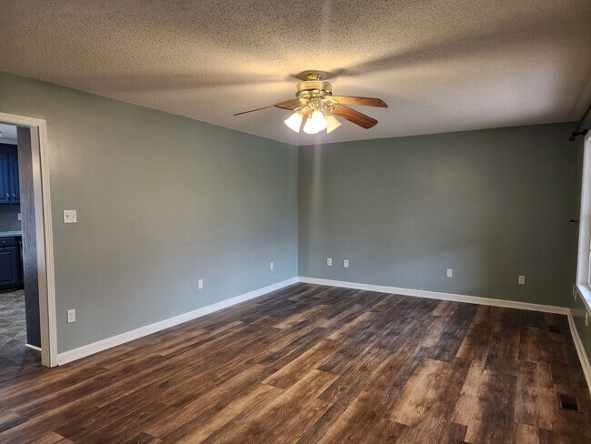 Building Photo - Saltwater Pool