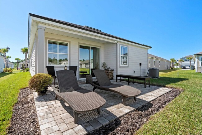 Building Photo - 97 Thistleton Wy