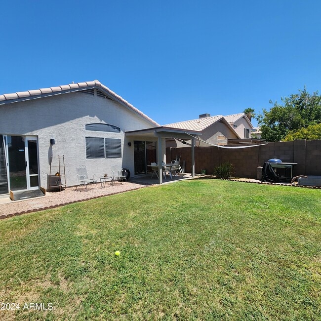 Building Photo - 4825 W Piute Ave