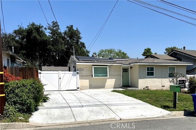 Building Photo - 1004 Miltonwood Ave