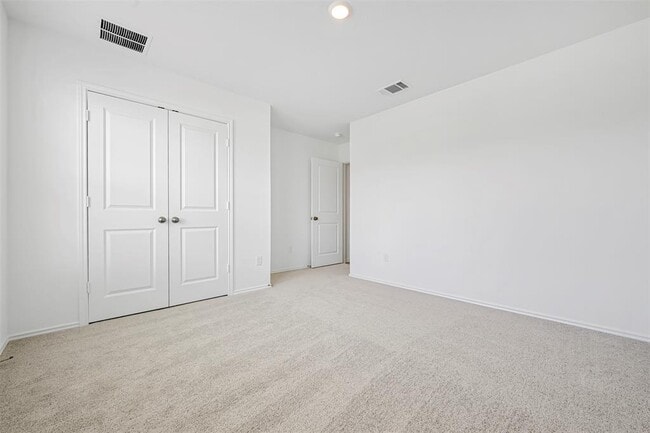 Building Photo - 2244 Devine Lake Bnd
