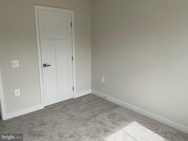 Building Photo - 4317 Southerby Dr