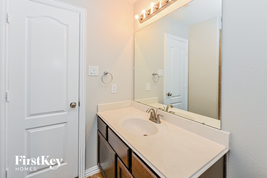 Building Photo - 5113 Caldera Ct