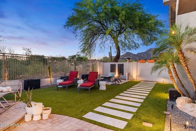 Building Photo - 10318 E Tierra Buena Ln