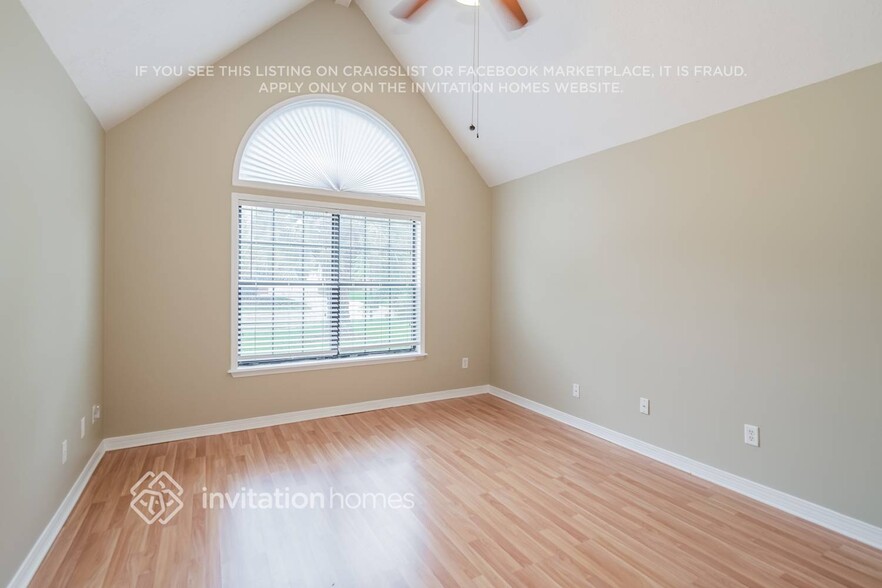Building Photo - 11265 Irish Moss Dr