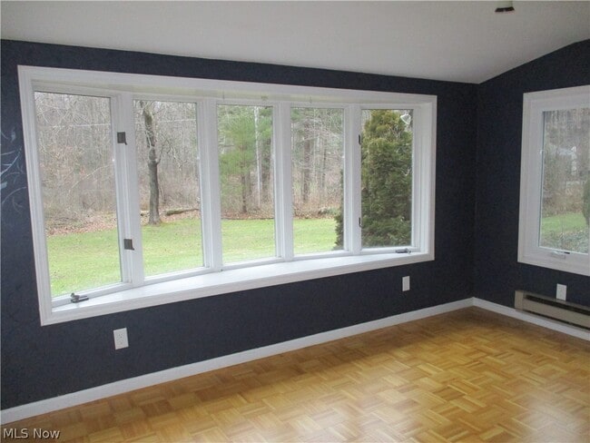Building Photo - 17084 Sunset Dr