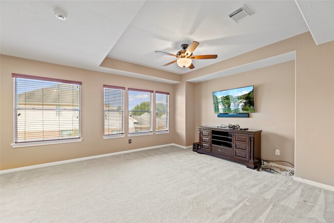 Building Photo - 15718 Sweetrose Pl