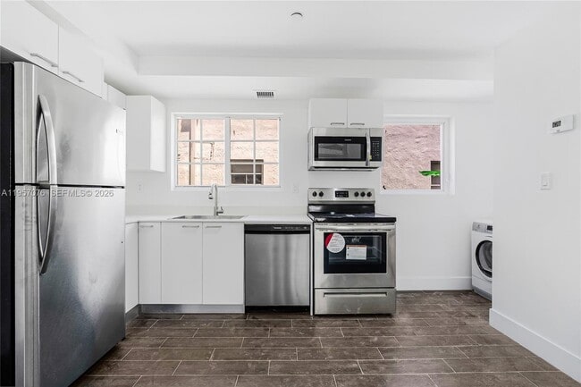 Building Photo - 1519 Pennsylvania Ave