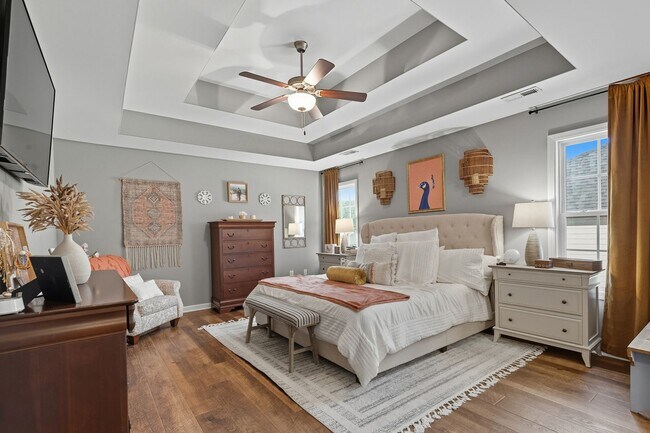 Building Photo - West Knoxville 37923 - 5 bedroom, 3 bath h...