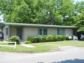 Building Photo - Schmidt Street Apartments