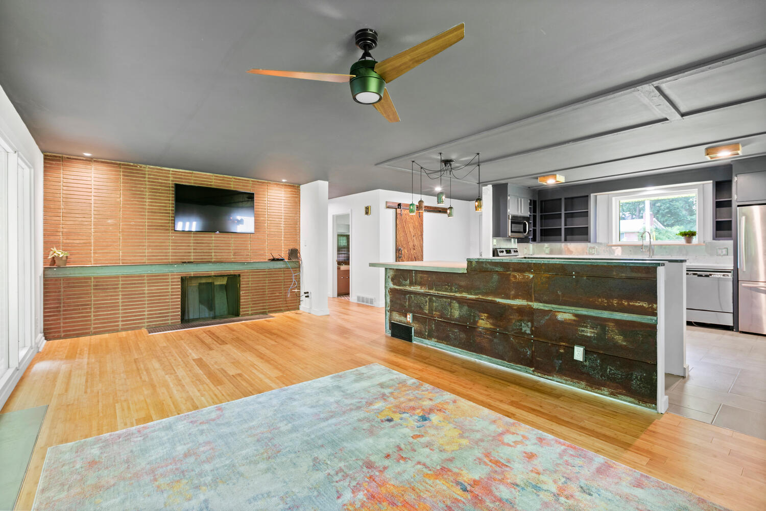 Building Photo - 68 Wilshire Dr