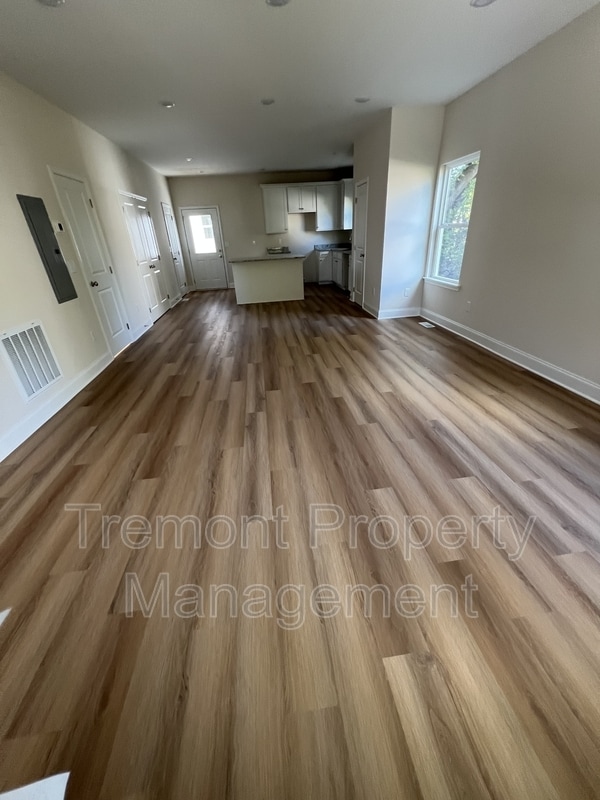 Building Photo - 2719 Orton St