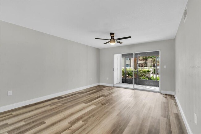 Building Photo - 8640 Tahoe Ct