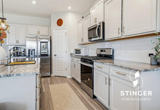 Building Photo - 1214 Danner Dr